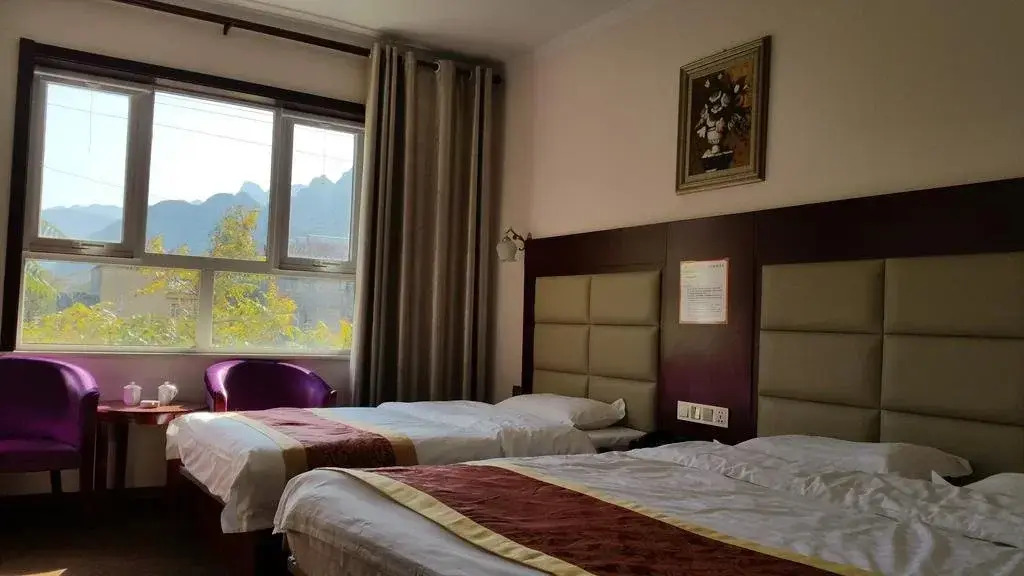 Yesanpo Business Hotel