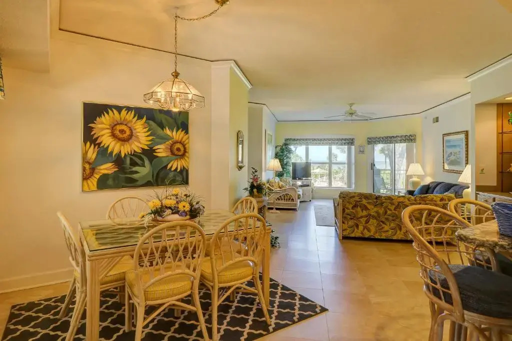 5106 Hampton Place 2 BR Oceanfront