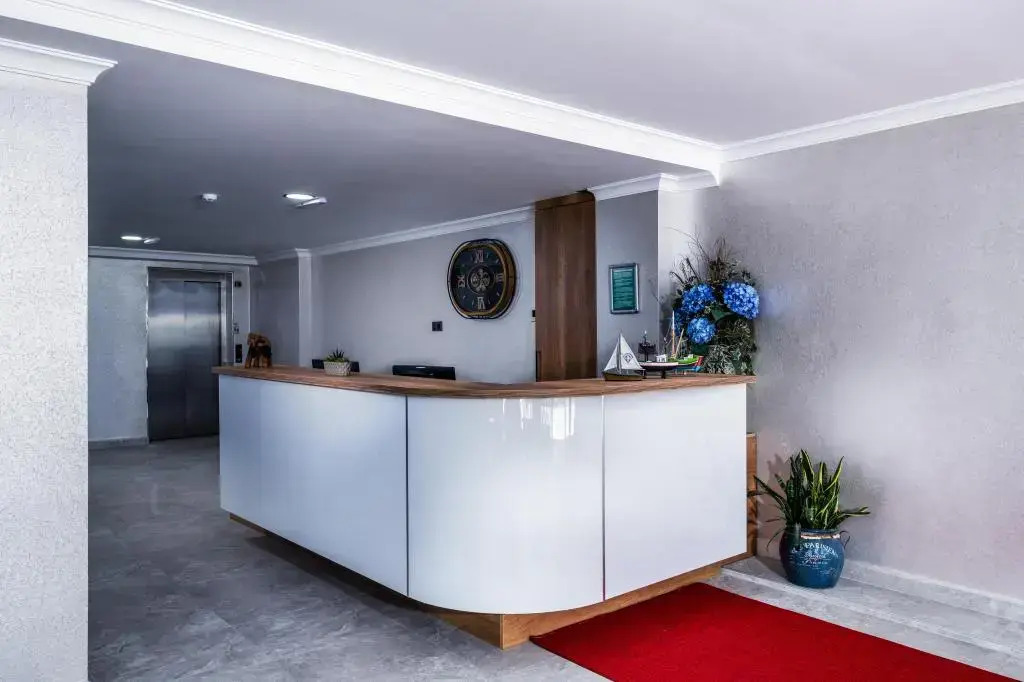 sh hotel business