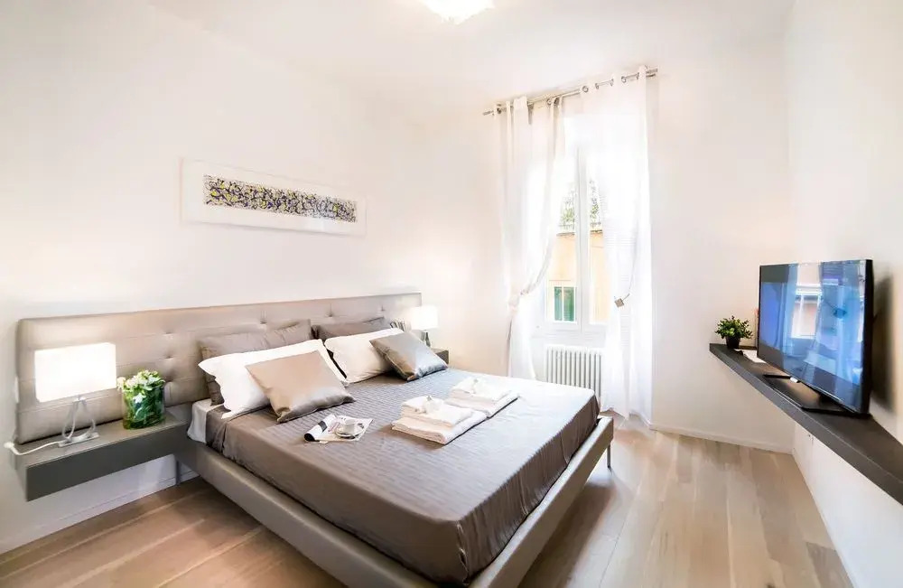 Rent In Rome - Valentino Luxury
