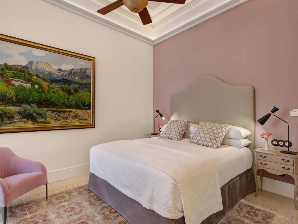 Hotel Gloria de Sant Jaume