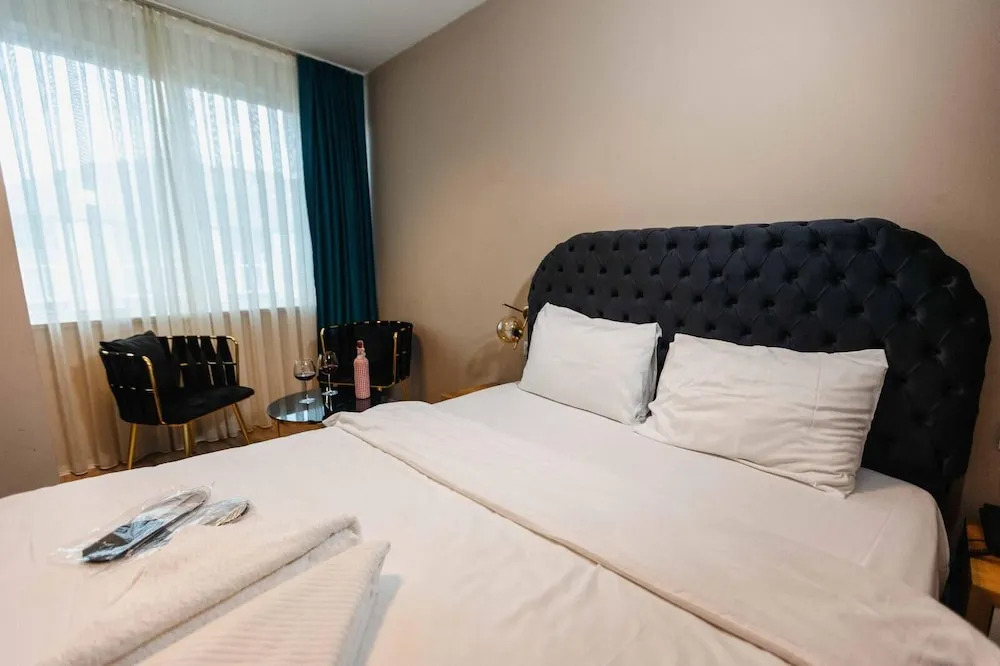 Lina Suit Otel