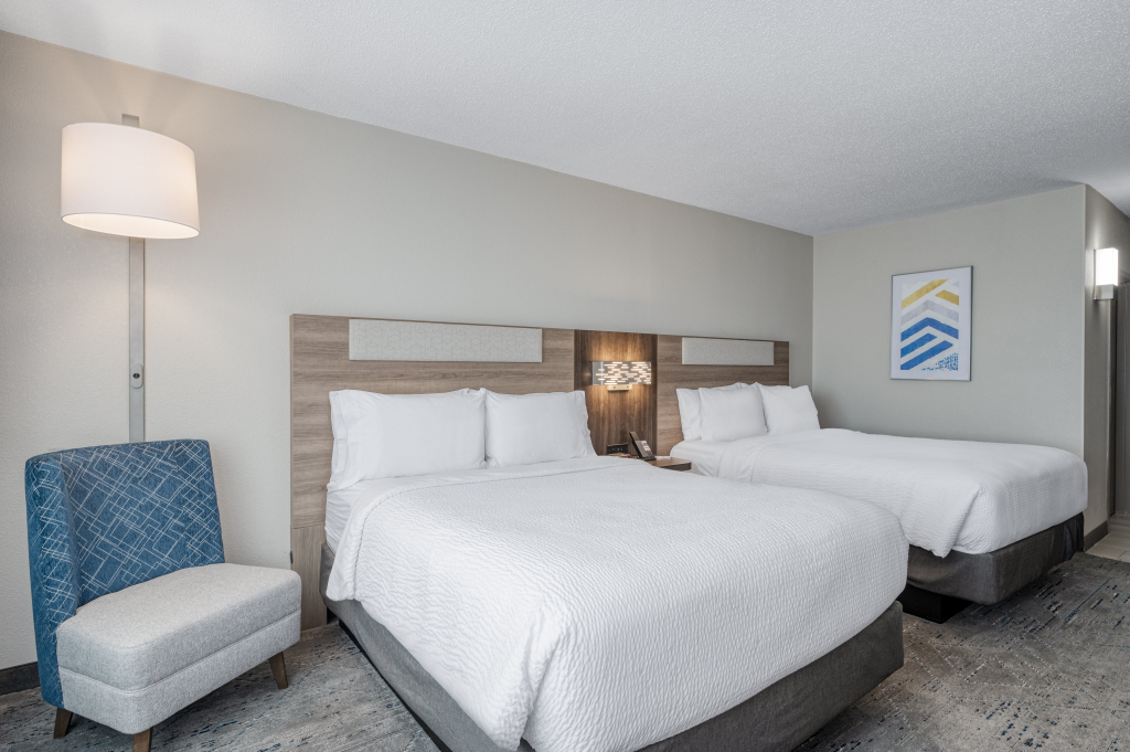 Holiday Inn Express Hotel & Suites Columbus Airport by IHG