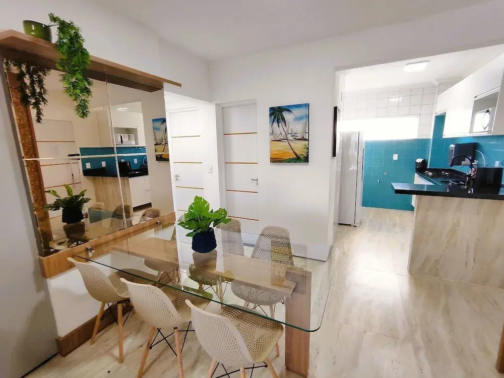Apartamento 2 suítes lindo e vista mar
