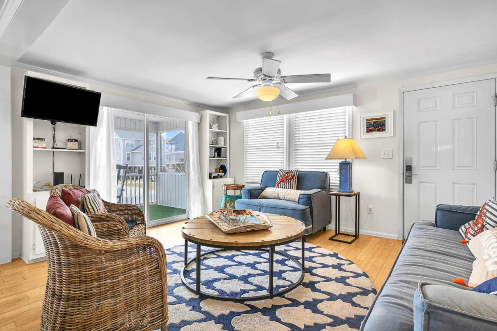 Sunkissed 2 by Oak Island Accommodations