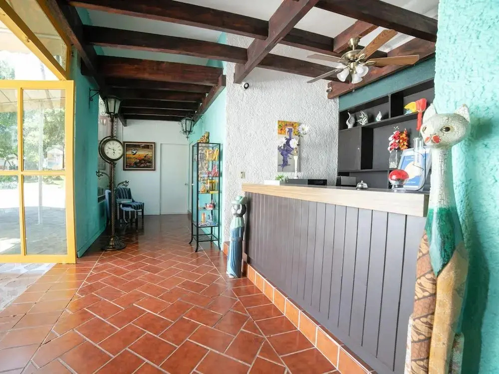 Hotel Teques Palace