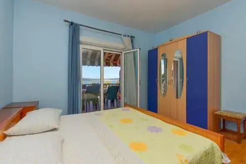 Holiday House Anica 1313