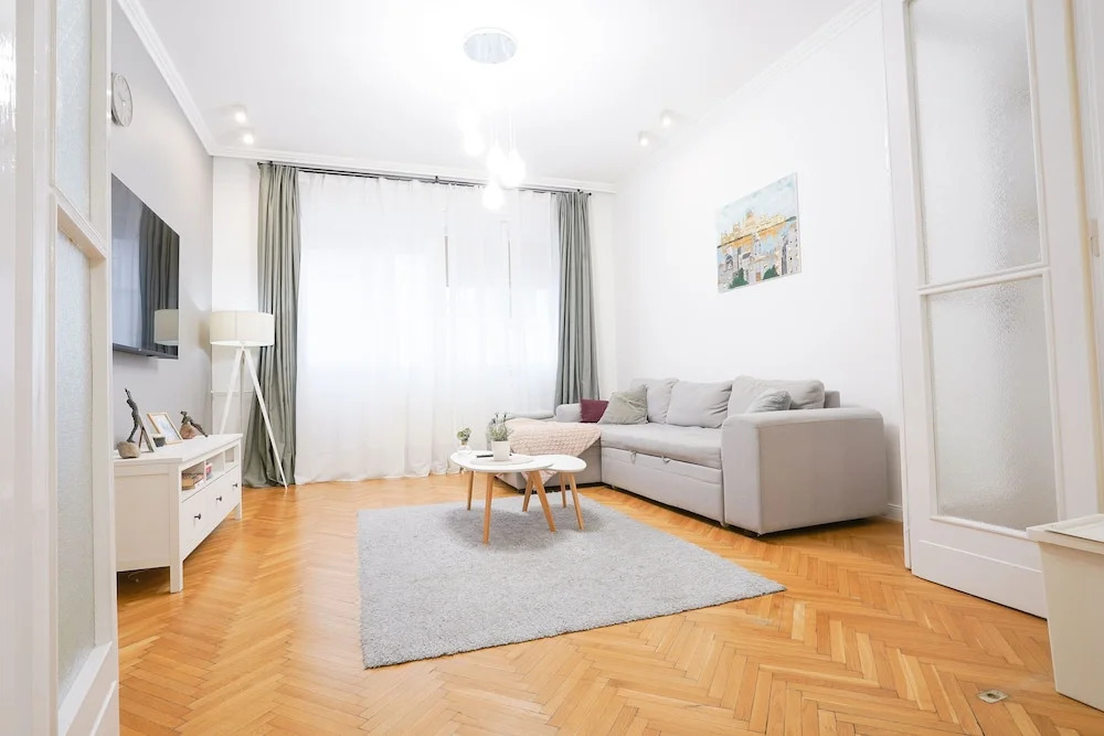 Venus Apartments - Paulay Ede Street