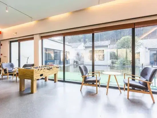 Amber Guanyun Vacation Apartment