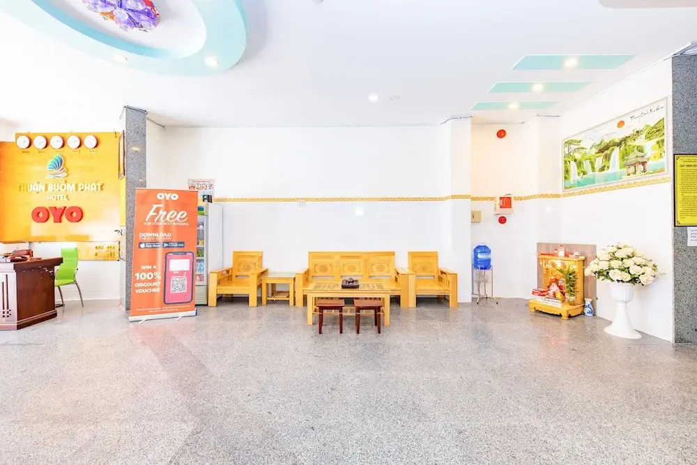 Oyo 349 Thuan Buom Phat Hotel