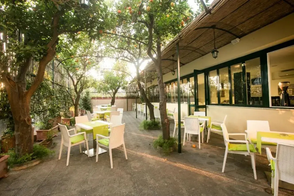 Hotel Crawford