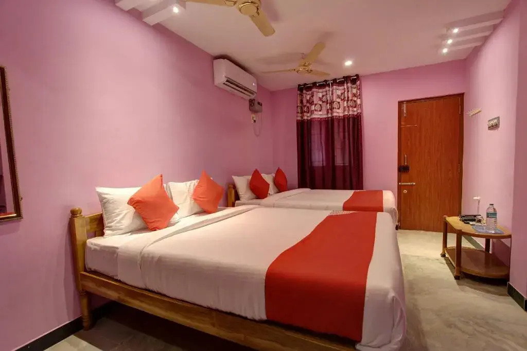 Rt Residency by OYO Rooms