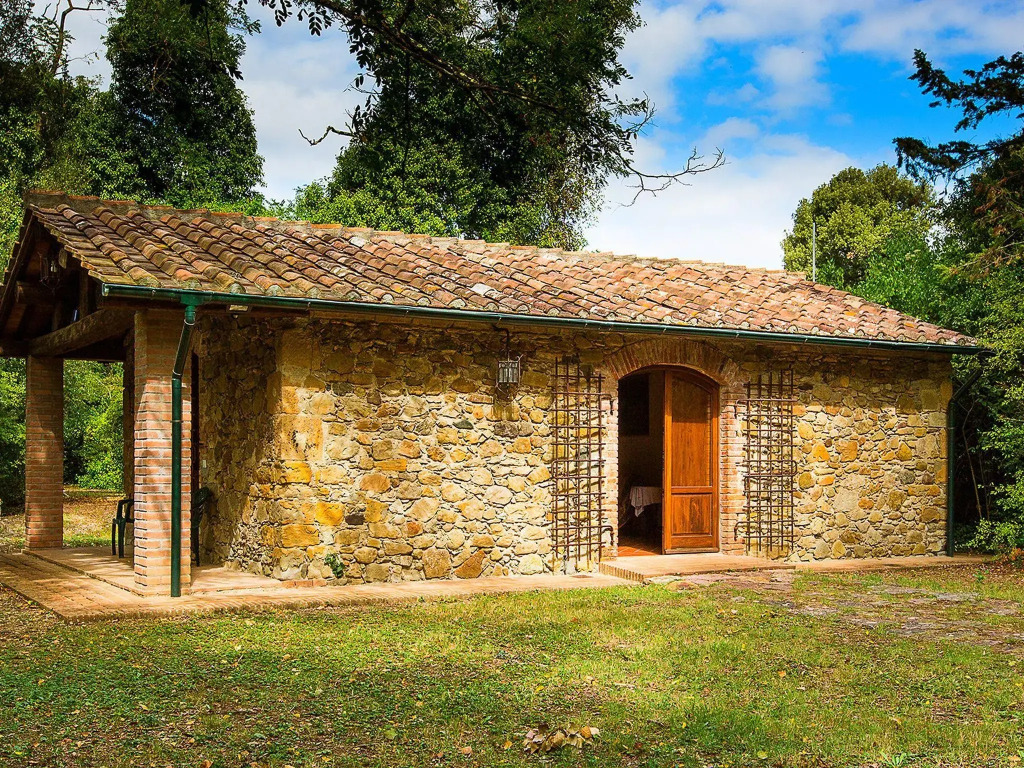 Belvilla by OYO Holiday Home With Pool
