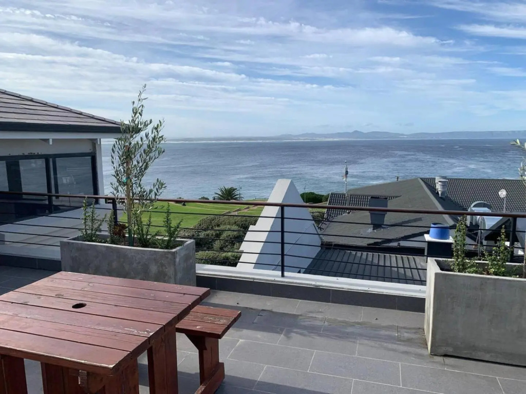 Hermanus Waterfront Apartment No.19