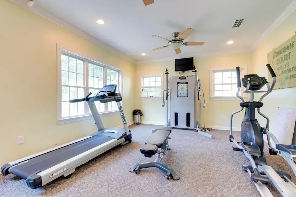 Pet-friendly Mobile Condo ~ 4 Mi to Downtown!