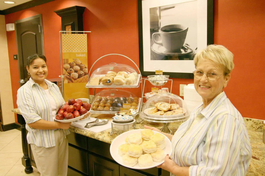 Hampton Inn & Suites Waco-South