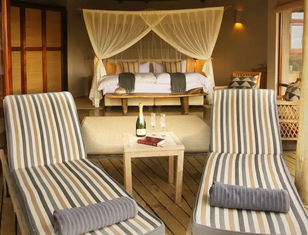Nambiti Plains Private Game Lodge