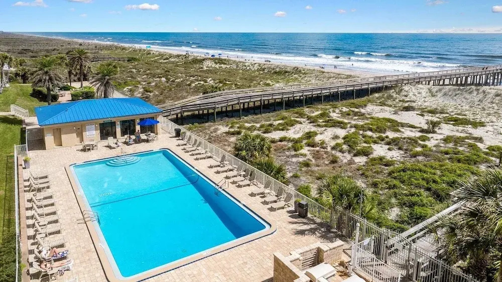 216 Amelia By The Sea 3 Bedroom Condo