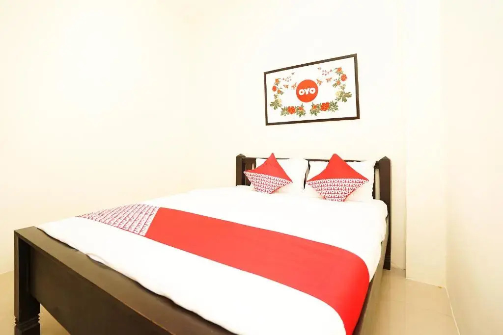 OYO 494 Nadia Homestay Syariah Near RSU Premier Surabaya Kota Surabaya