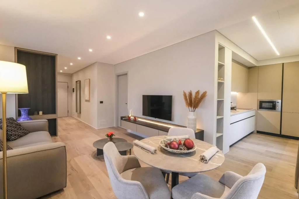 Two Steps Apartments 1