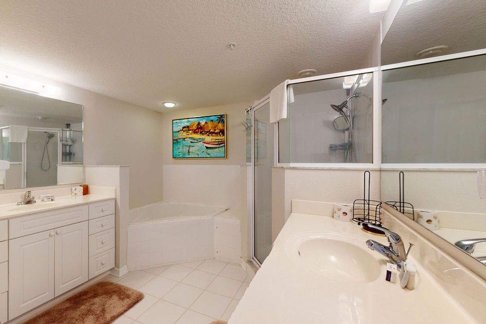 Oceanwalk 1-405