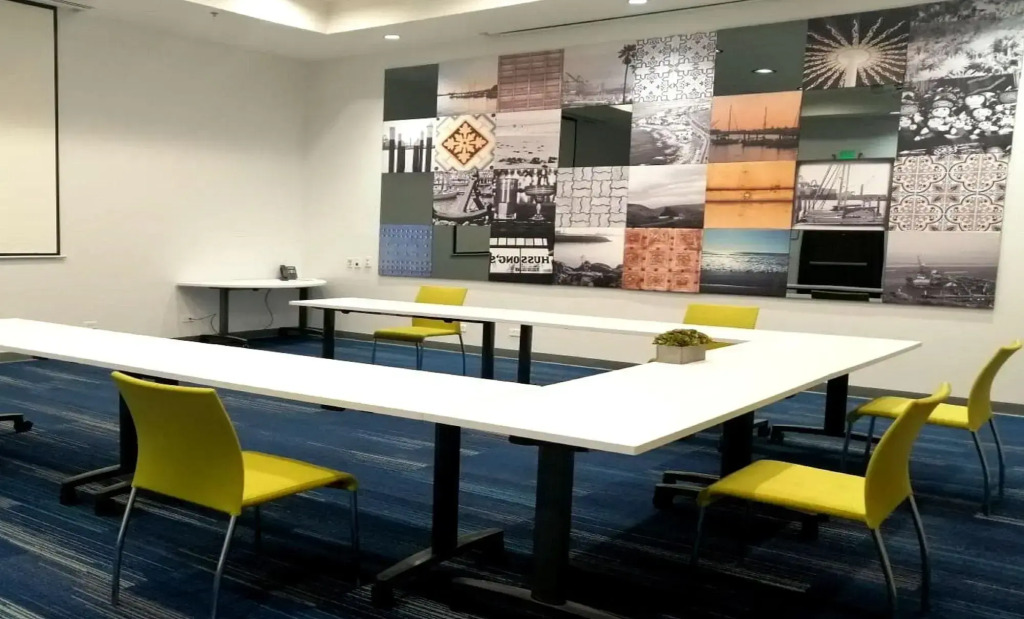 Holiday Inn Express & Suites - Ensenada Centro by IHG