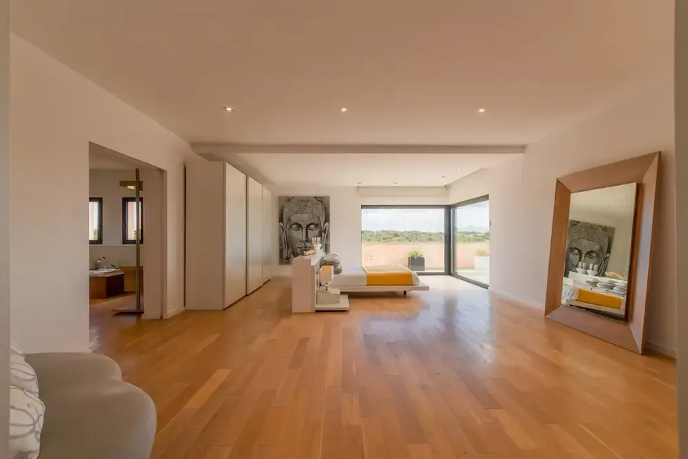 Sa Canoveta with Designer Kitchen
