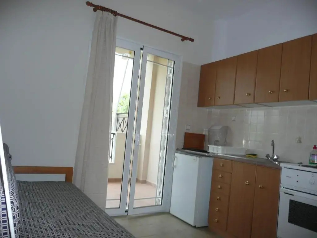 Elia Apartments