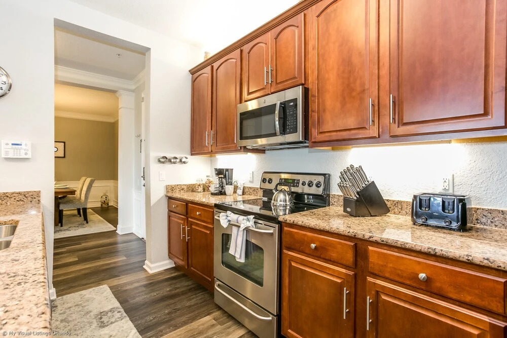 Renata's Waterscape Deluxe 3 Bedroom Condo by RedAwning