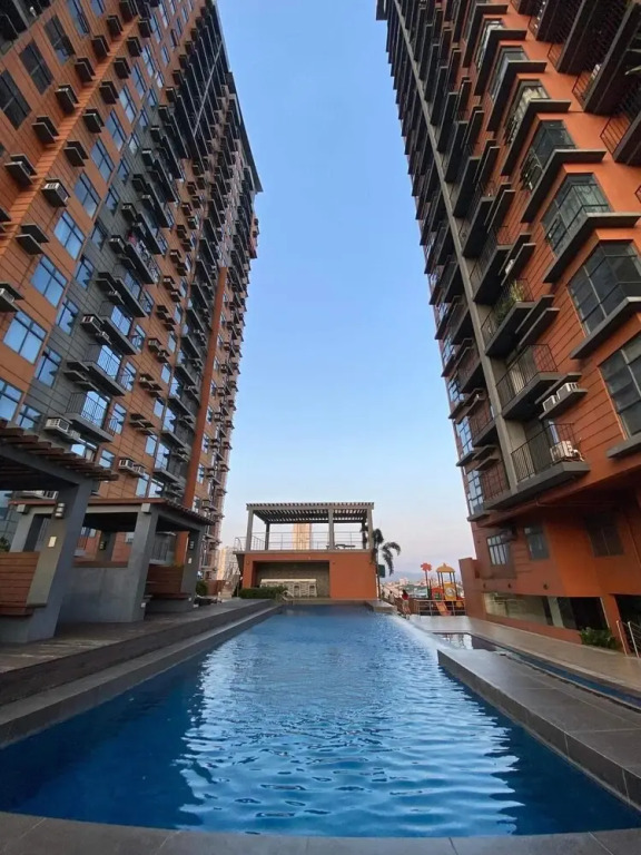 Remarkable 2-bedroom Condo Unit in Quezon City