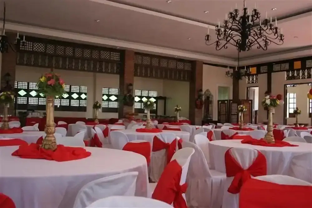 RedDoorz Plus @ Rio Grande de Laoag Resort Hotel Ilocos Norte (Quarantine Hotel)
