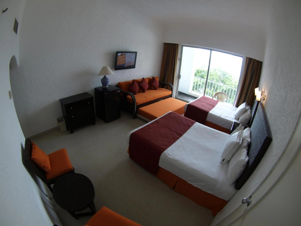 Sierra Mar All Inclusive at Tesoro