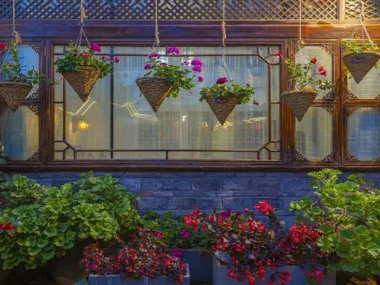 Floral Hotel Yujia