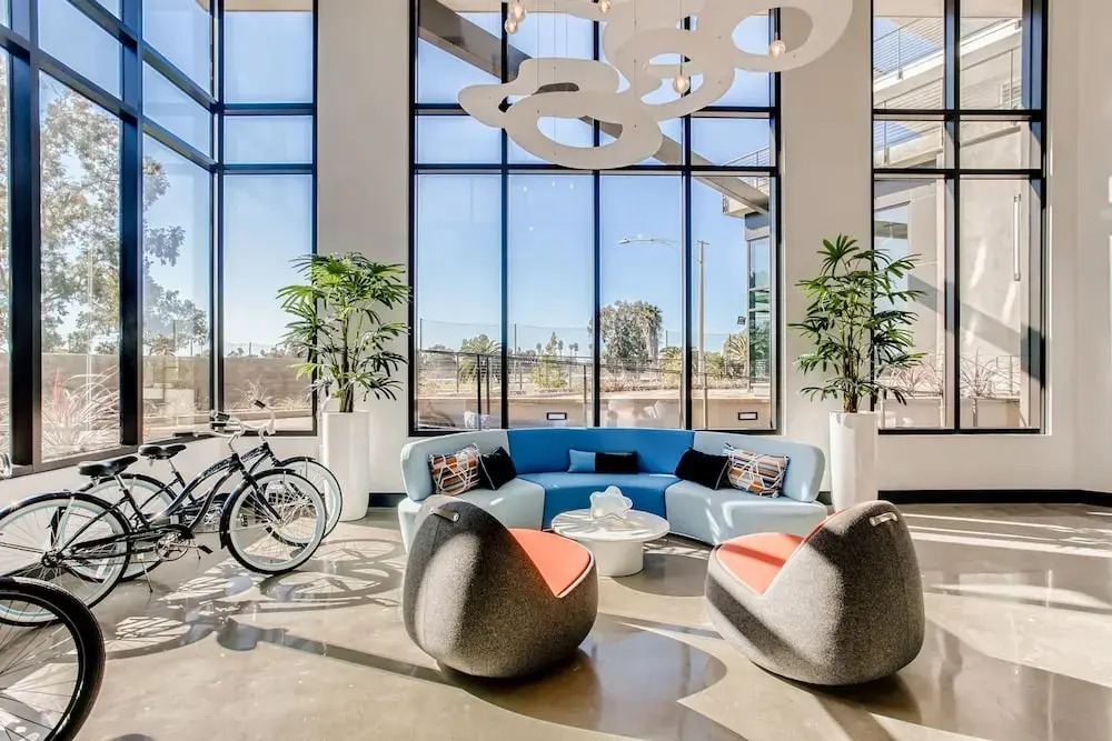Pacific Beach Luxury Suites by Barsala