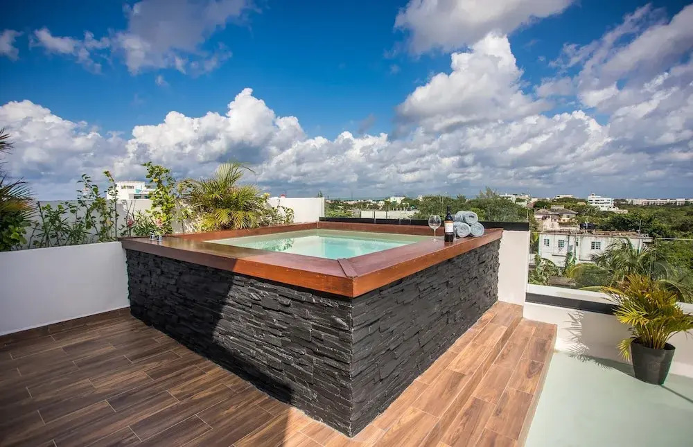 Honey B Suites