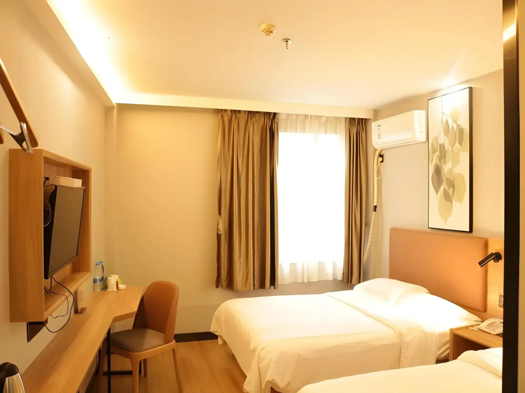 GreenTree Inn Anqing Renmin Road Commercial Street Express Hotel