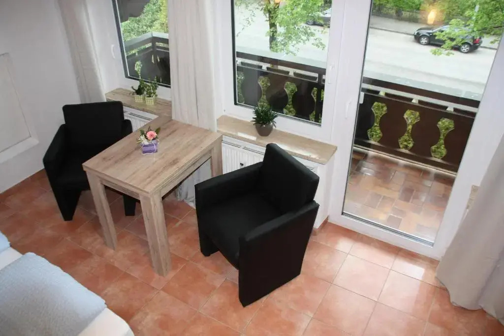 Maisonette Apartment DHH Zugspitzblick mit eigenem Garten