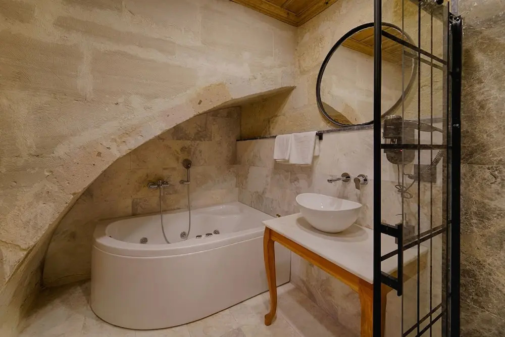 Concept Cave House