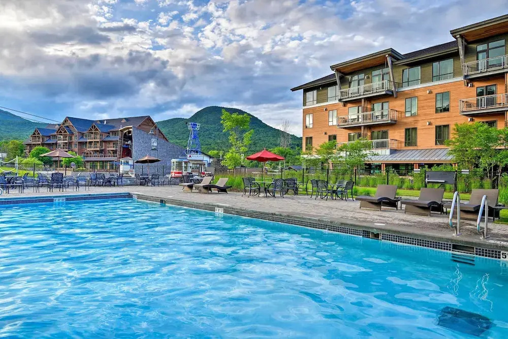 Ski-in Resort Family Condo w/ Deck at Jay Peak!