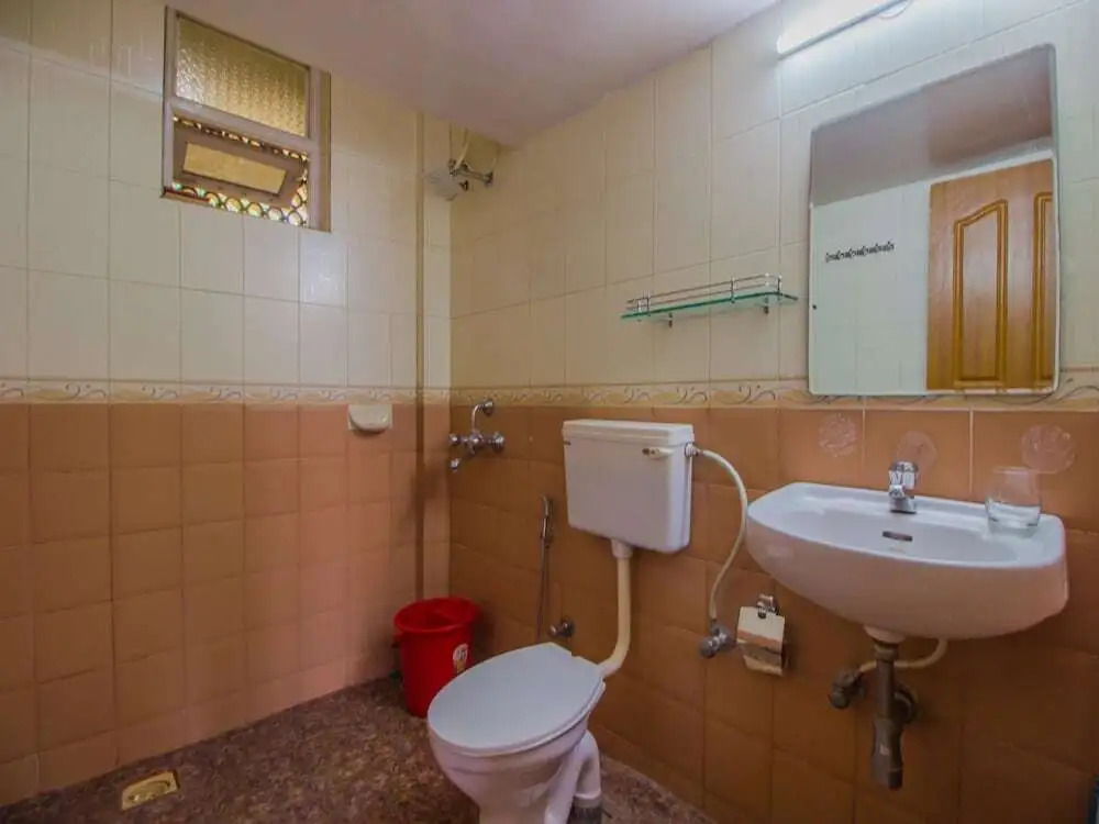 OYO 13065 Home Graceful 1BHK Baga