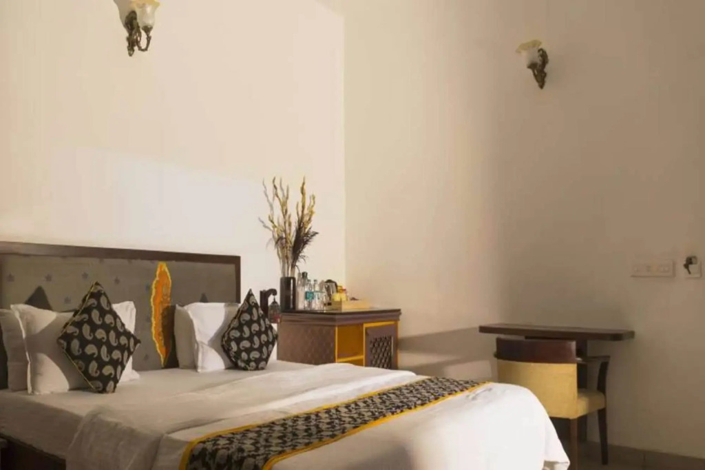 The Ten Suites