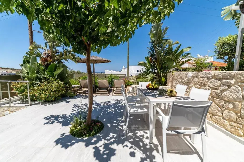 Thomas Villa Hersonissos - Private Pool - Sleeps 7