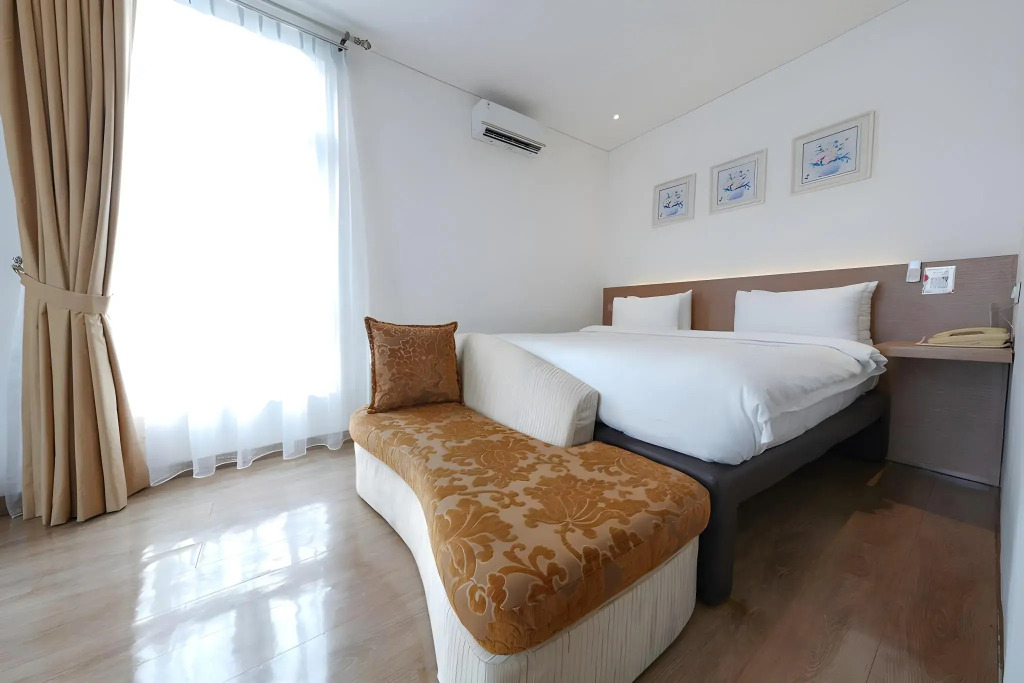 Heef Hotel