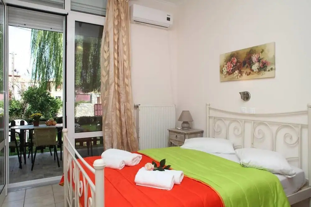 Avra apartments