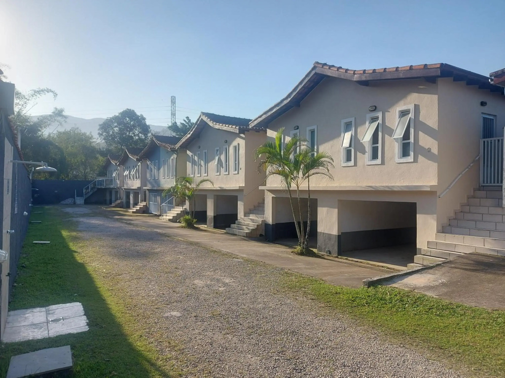 Casa Condominio 250M Praia Maranduba Wifi Churrasqueira