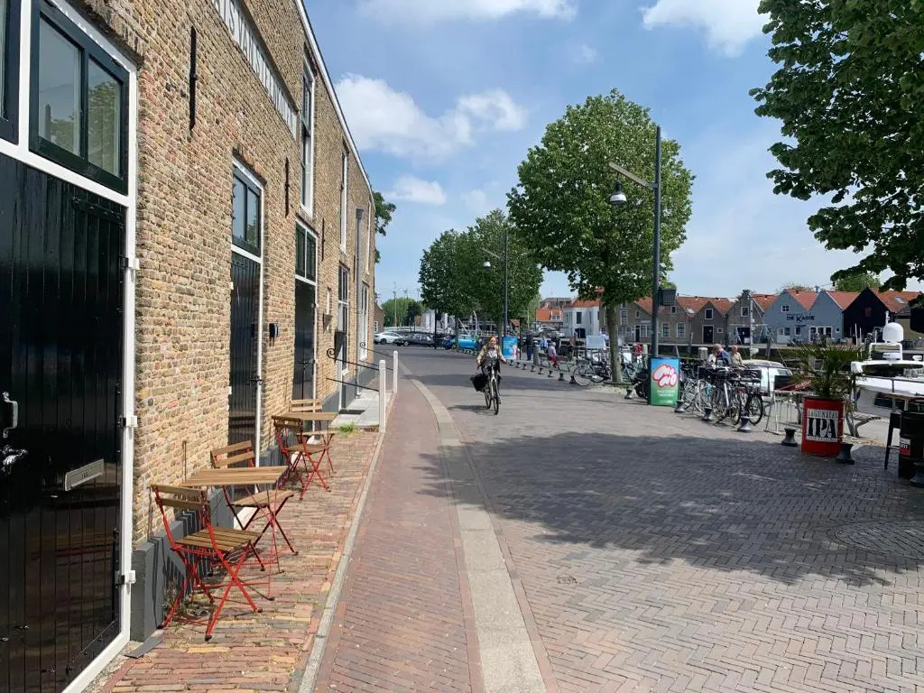 Pakhuis aan de Haven - stuurboord