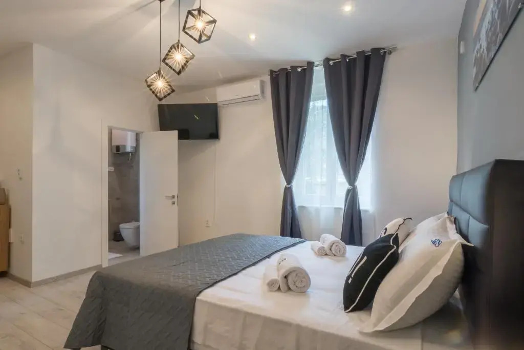 Rooms Sea & Sun with private parking