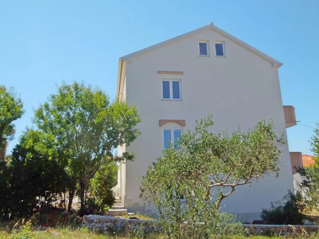 Apartments Darije