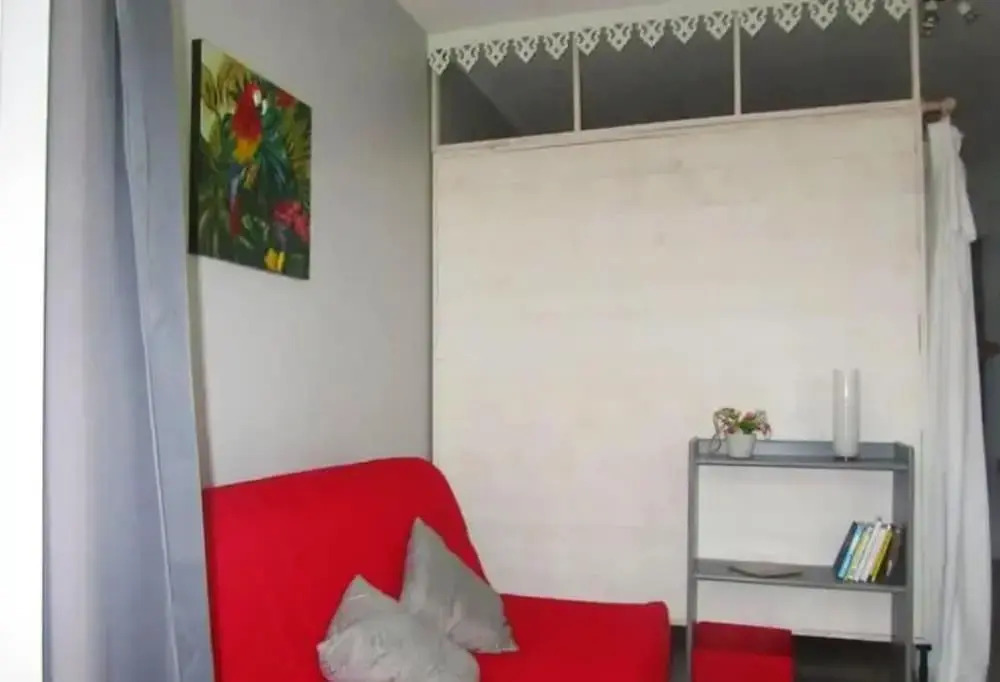 Studio in St Paul, with Furnished Terrace And Wifi - 3 Km From the Beach