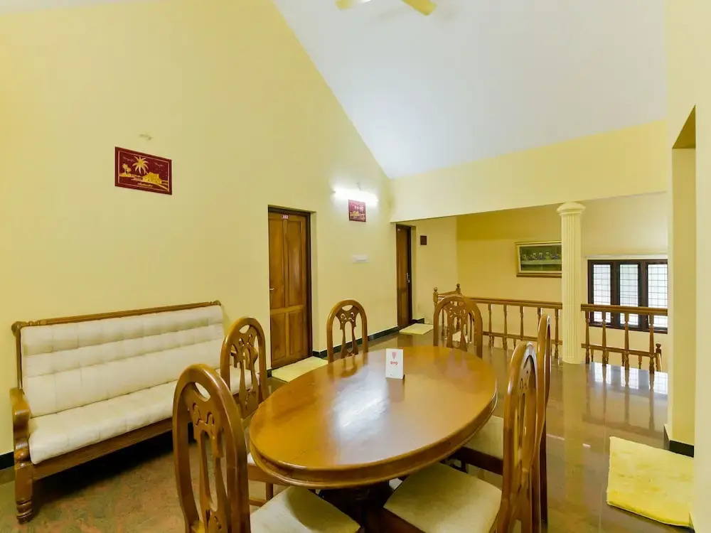 OYO 14638 Home Modern 3 BHK Manjali